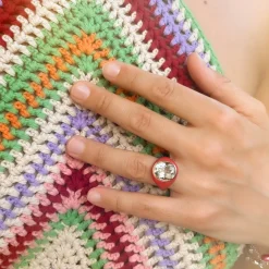 Anello Mon Chevalier - Smalto rosso corallo e pietra Ametista Verde